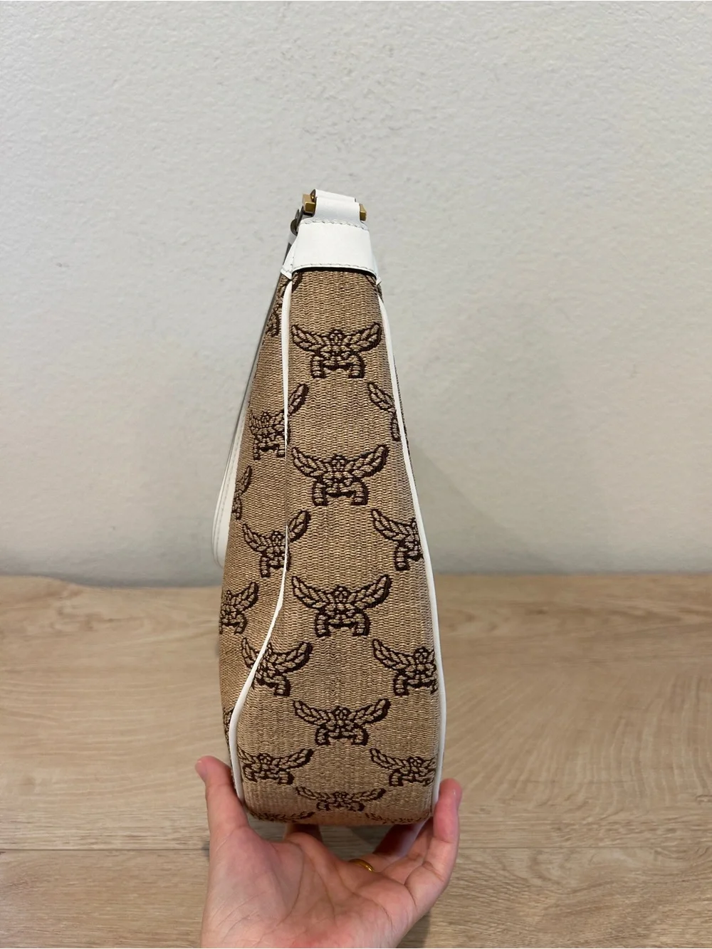 NWT MCM Himmel OTH Medium Hobo Bag with Dust Bag, $780 Retail